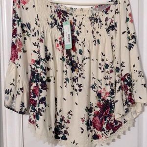 Floral, 3/4 ruffled sleeves blouse NEW WITH TAGS